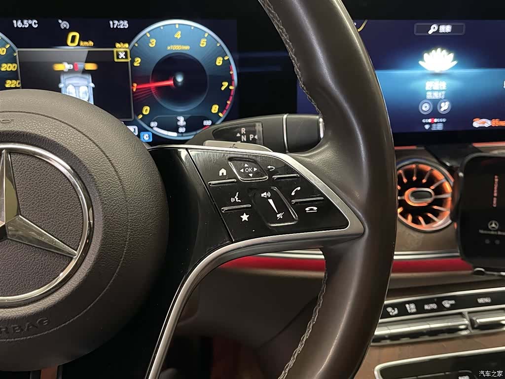 Mercedes-Benz E-Class, 2022 25