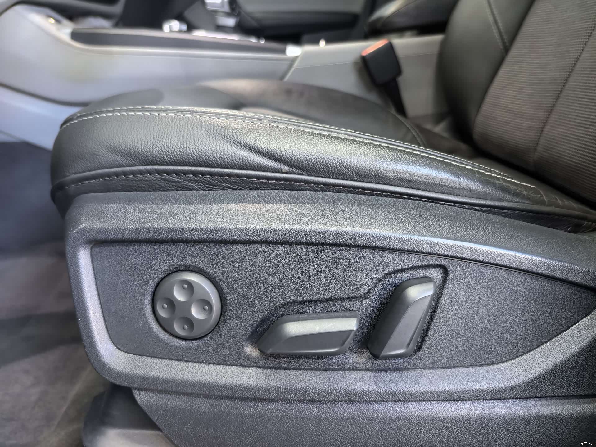 Audi Q5L, 2019 17