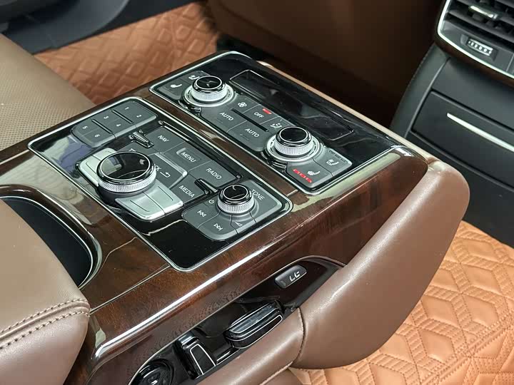 Audi A8 2016 A8 L 45 TFSI quattro Люкс