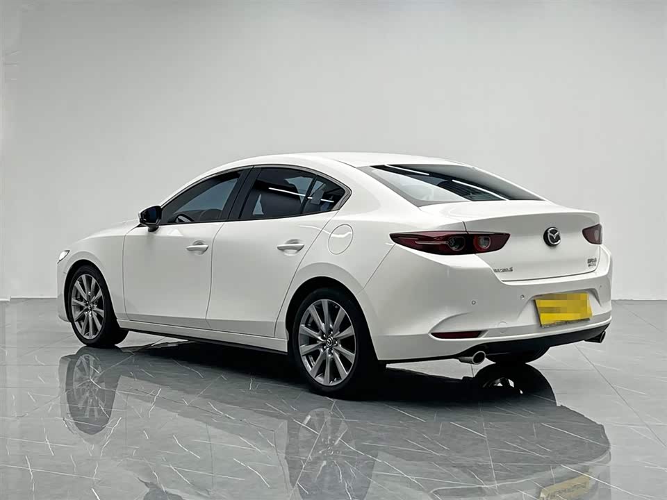 Mazda 3 Angkesaila