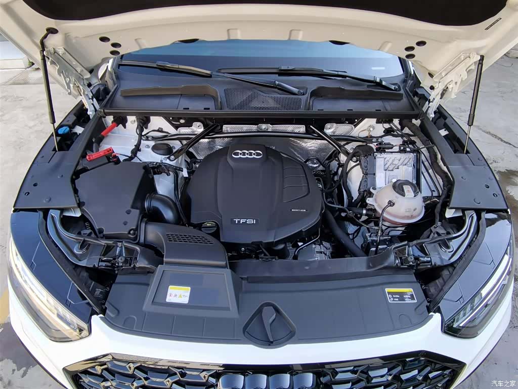 Audi Q5L, 2023 9
