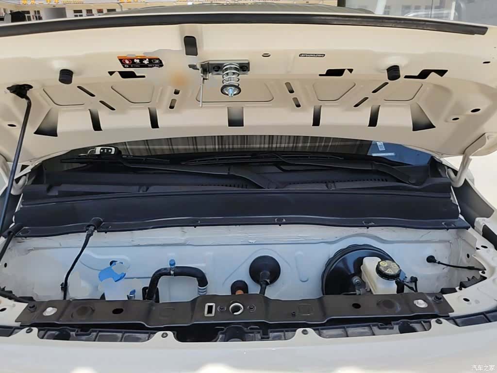 Geely Panda, 2025 20