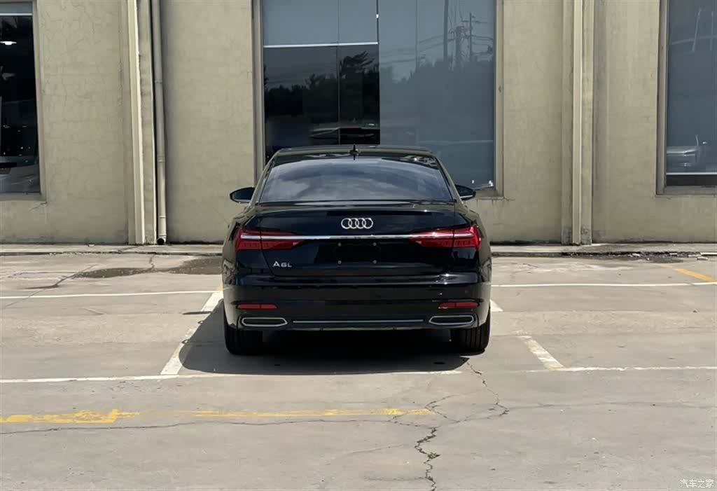 Audi A6L, 2019 8