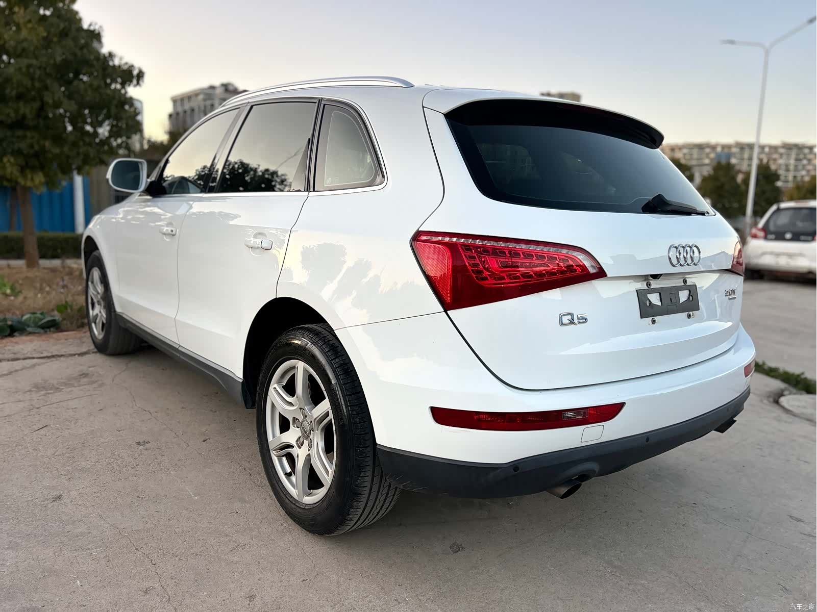 Audi Q5, 2010 6