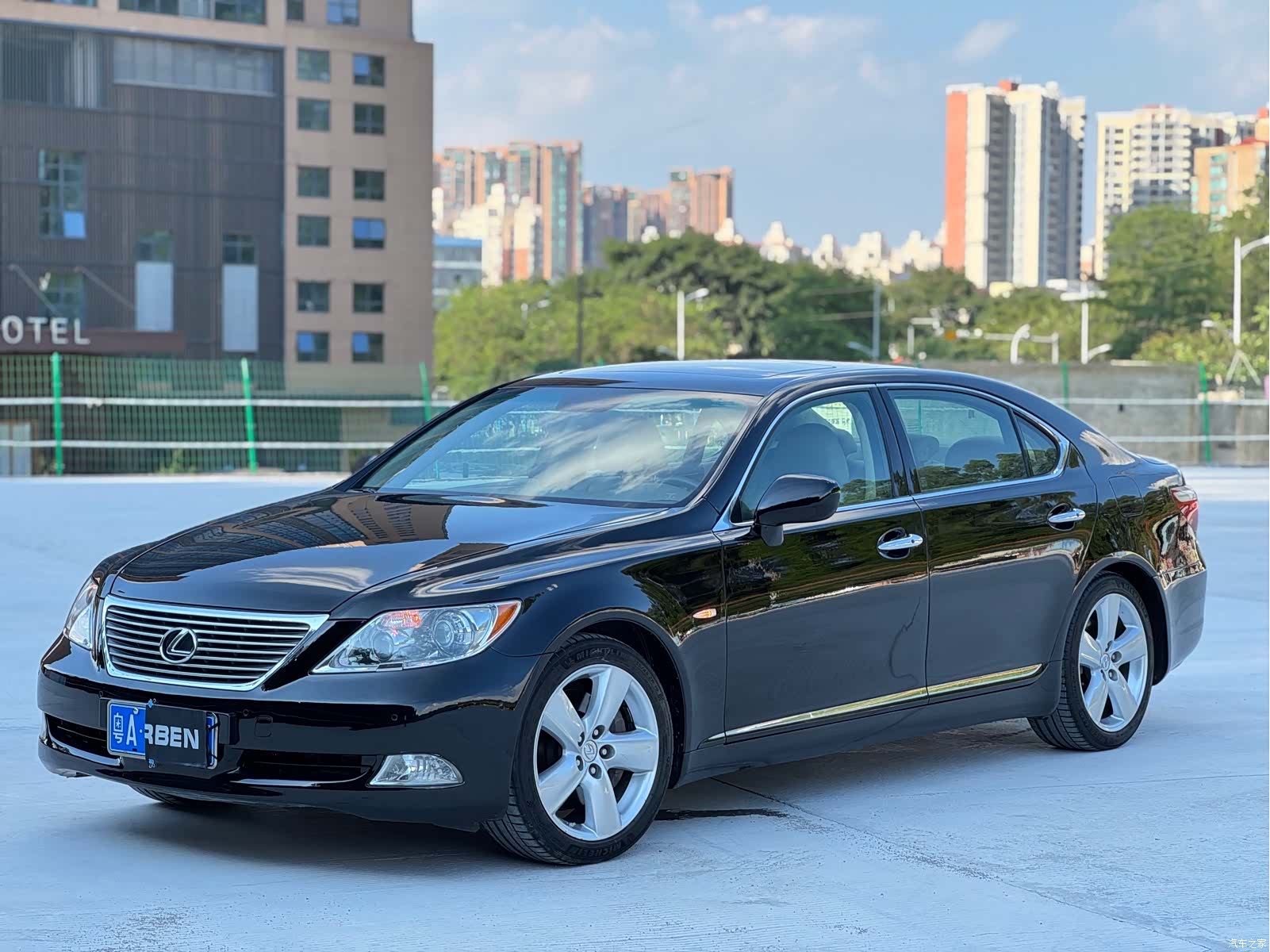 Lexus LS, 2007 1