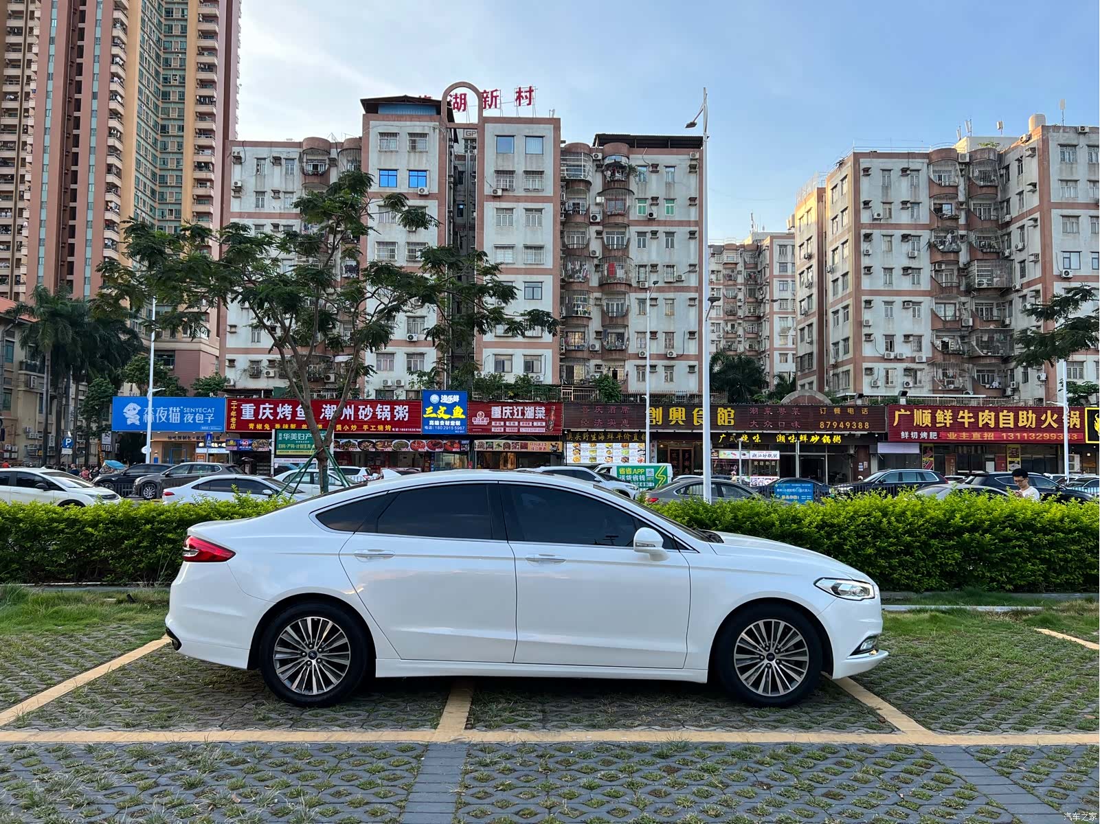 Ford Mondeo, 2017 11