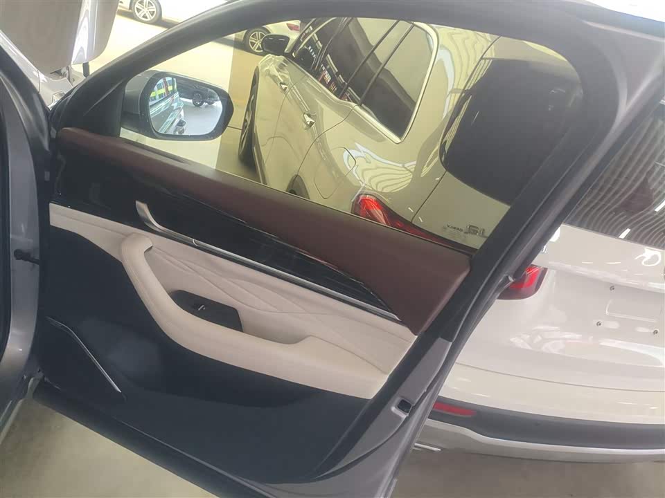 Geely Monjaro