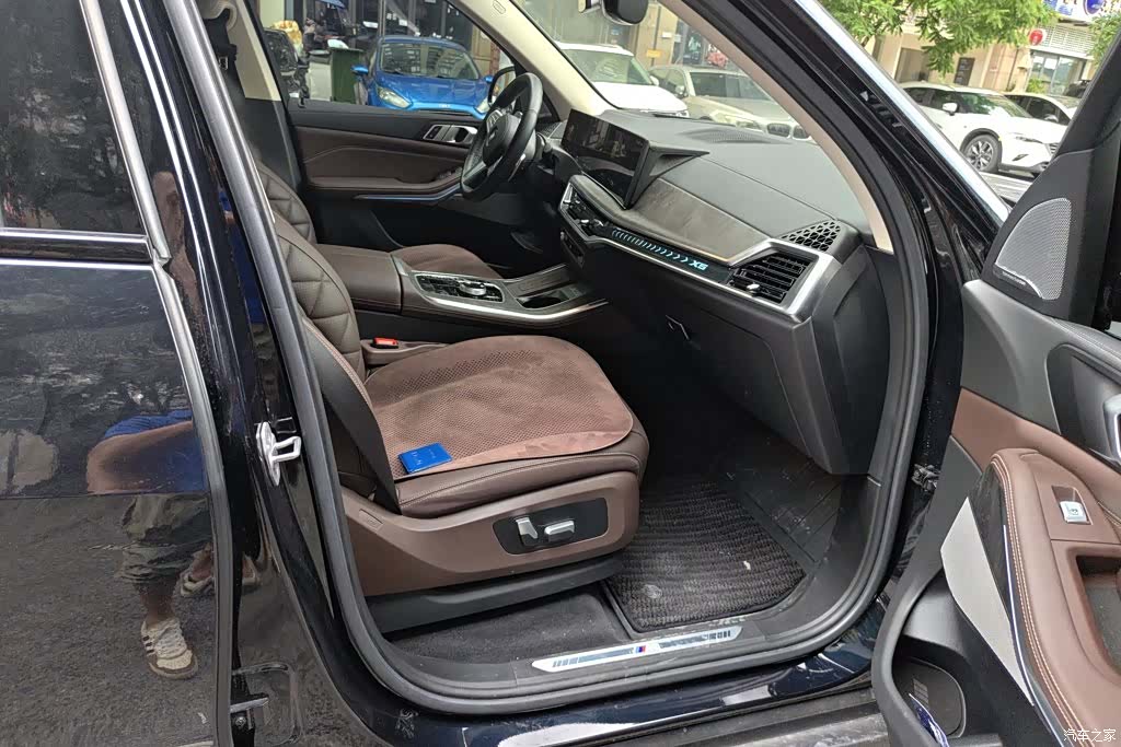 BMW X5, 2024 8
