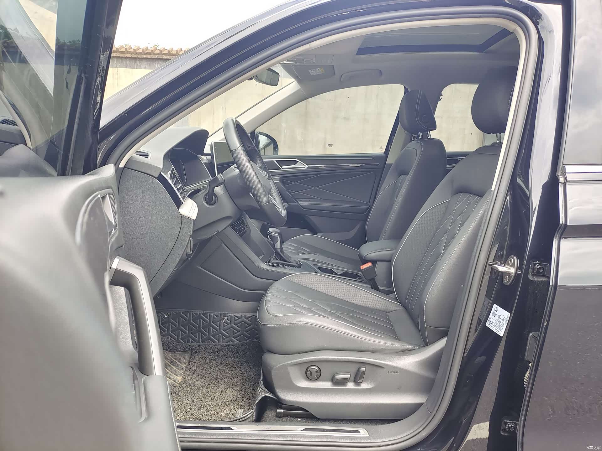 Volkswagen Tiguan L, 2021 4