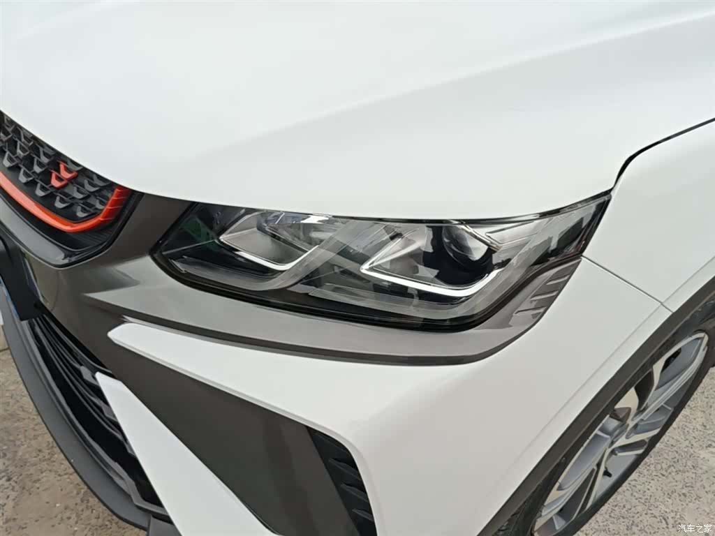 Geely Coolray, 2021 24