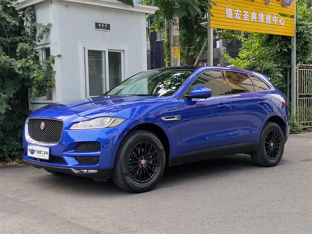Jaguar F-PACE