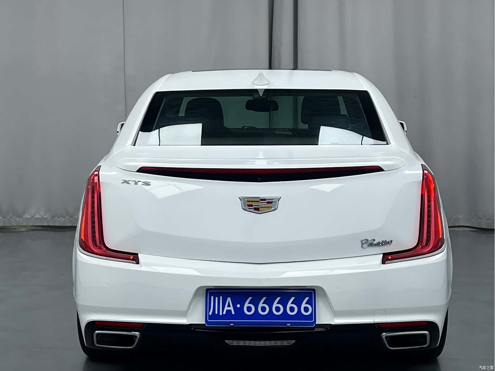 Cadillac XTS, 2018 15