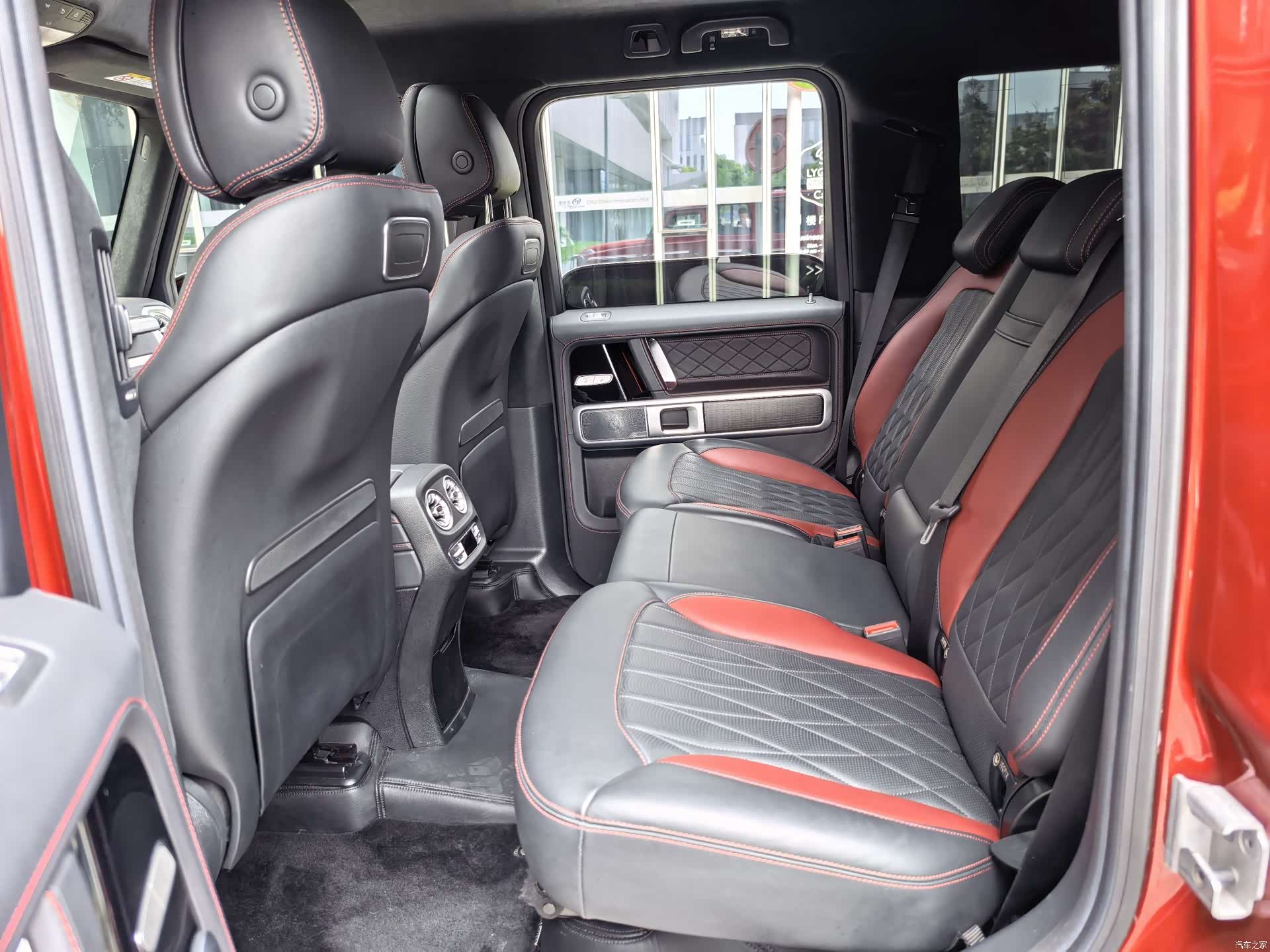 Mercedes-Benz G-Class, 2023 20