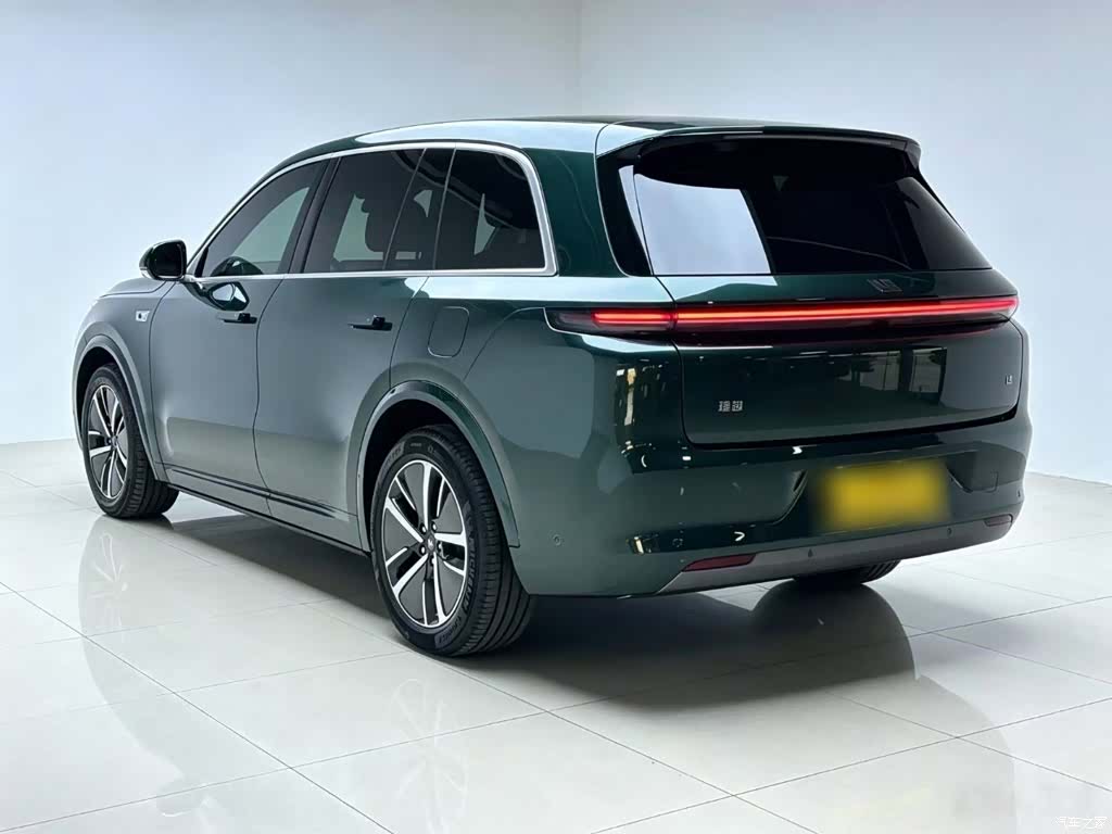Li Auto L8, 2024 23