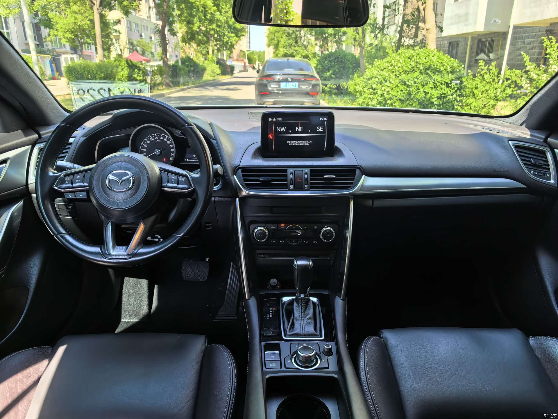 Mazda CX-4, 2019 все фото
