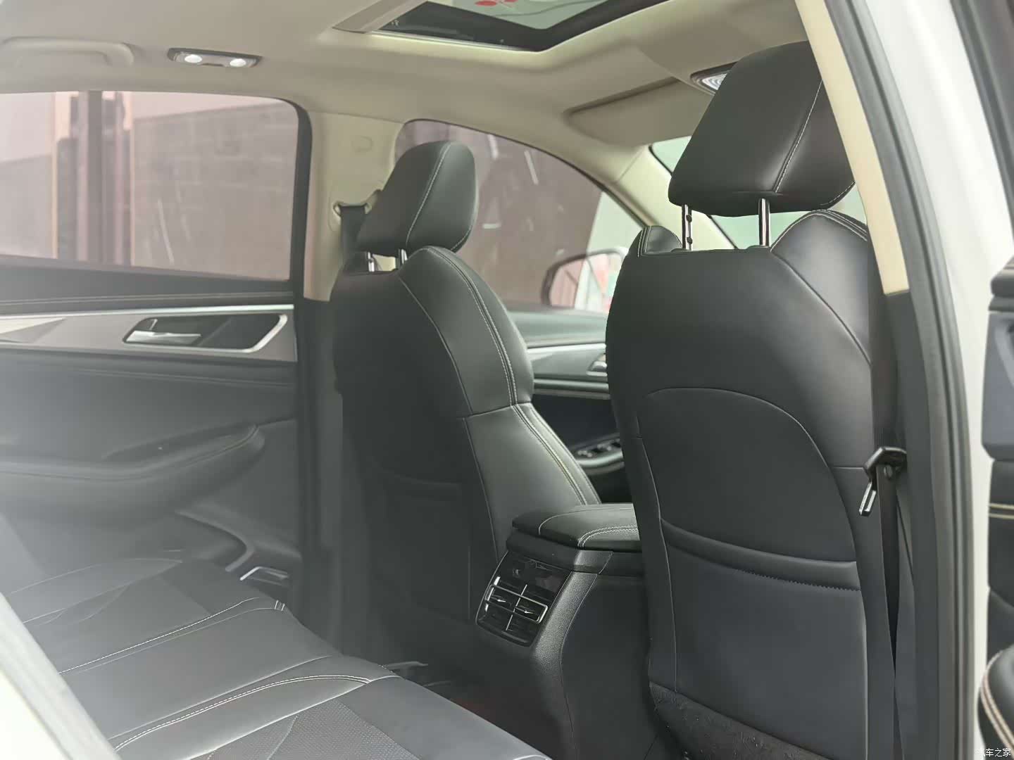 Changan CS85, 2019 9