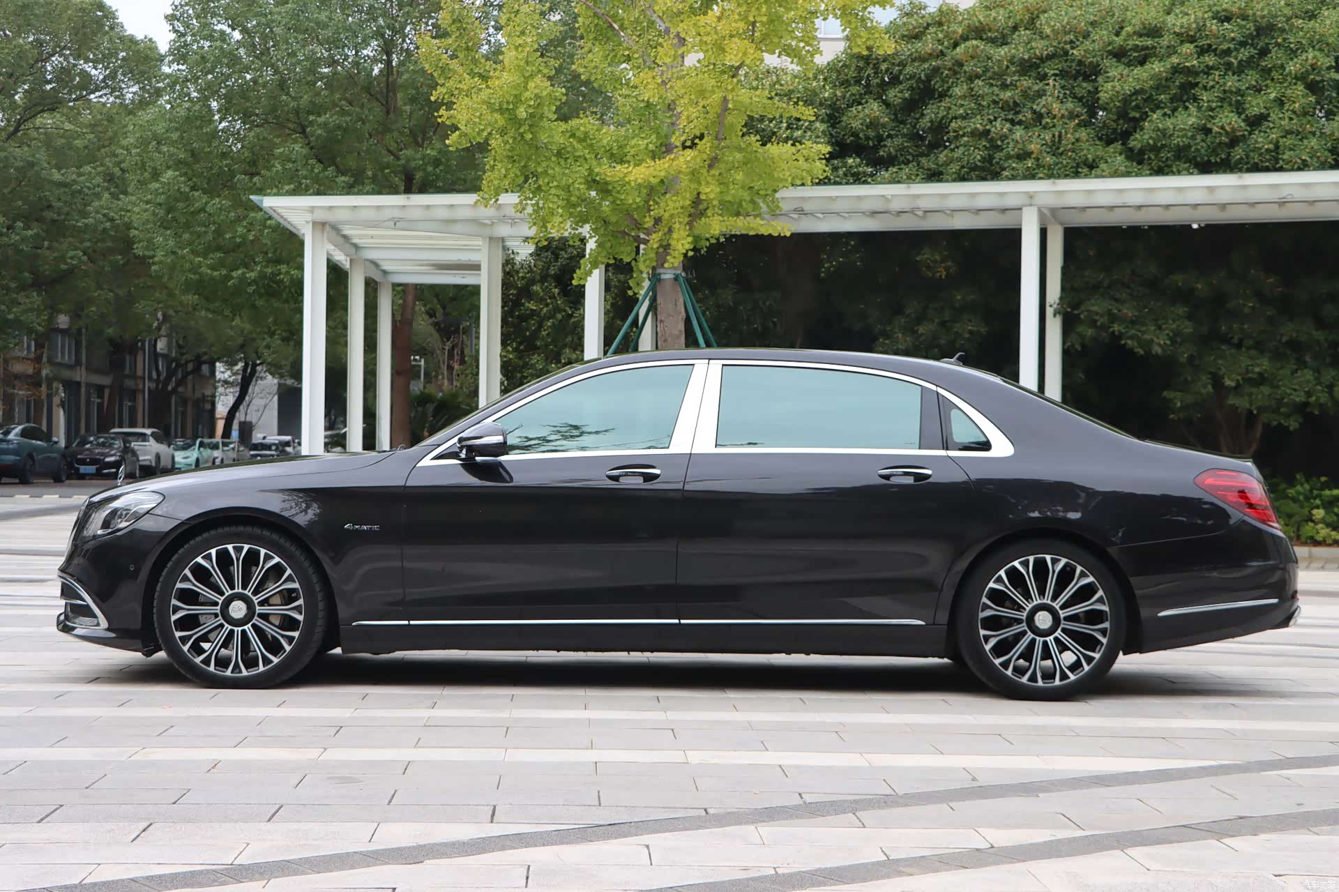 Maybach S-Class, 2020 7