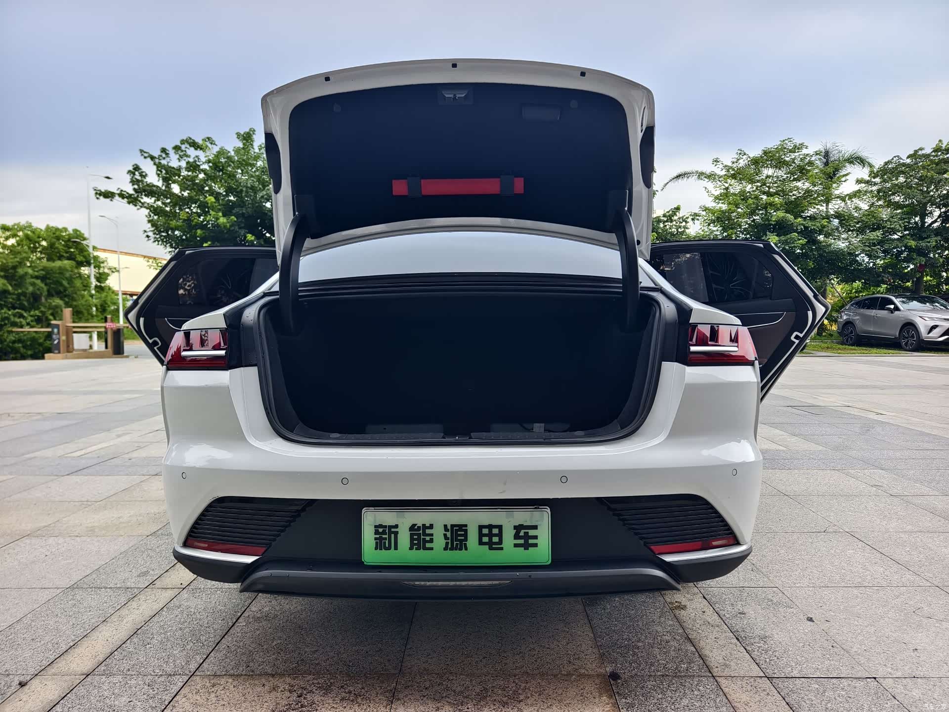 BYD Han, 2020 25