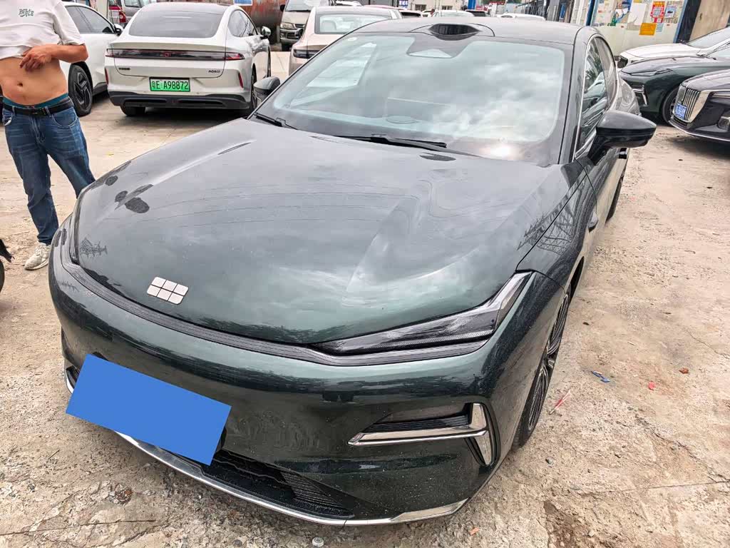 Geely Galaxy Starshine 8