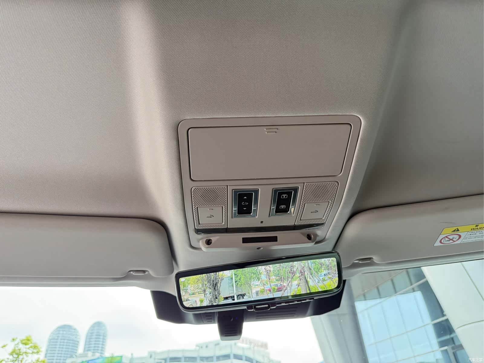 Land Rover Defender, 2021 14