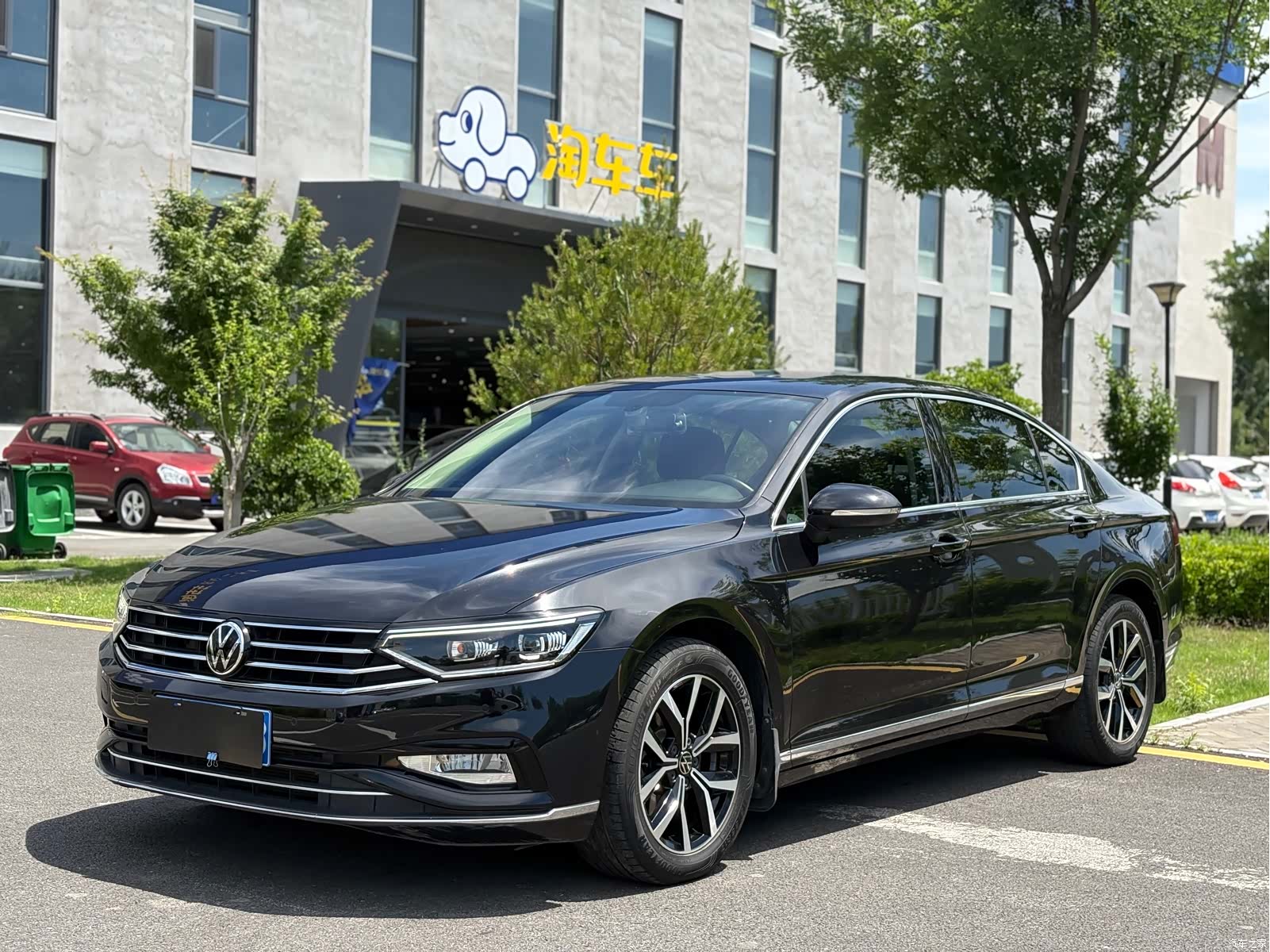 Volkswagen Magotan, 2021 1