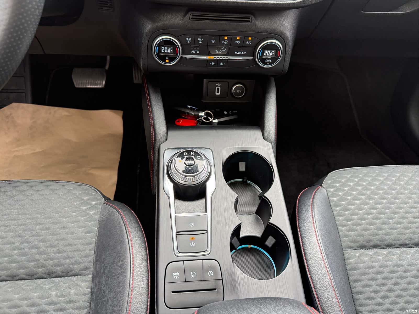 Ford Focus, 2019 8