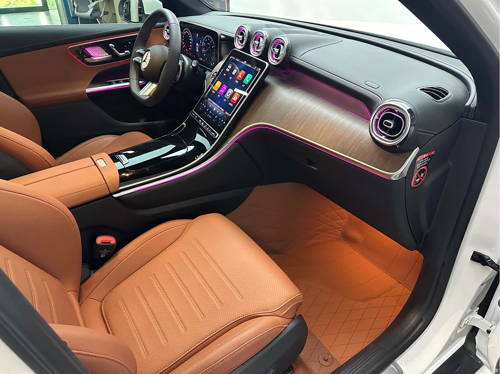 Mercedes-Benz GLC, 2025 16