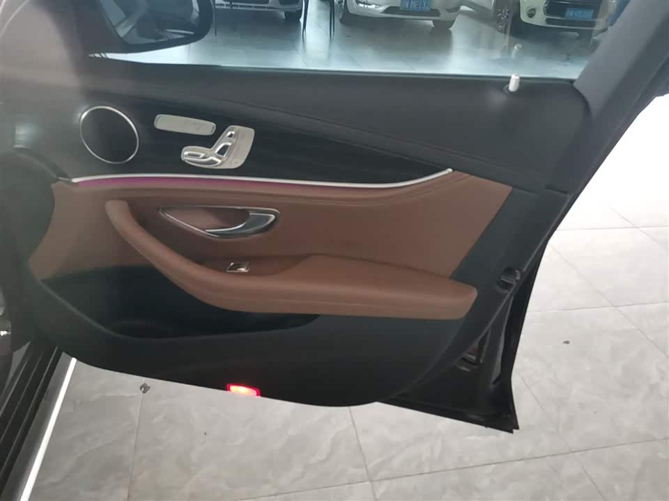 Mercedes-Benz E-class Mercedes-Benz E-class
