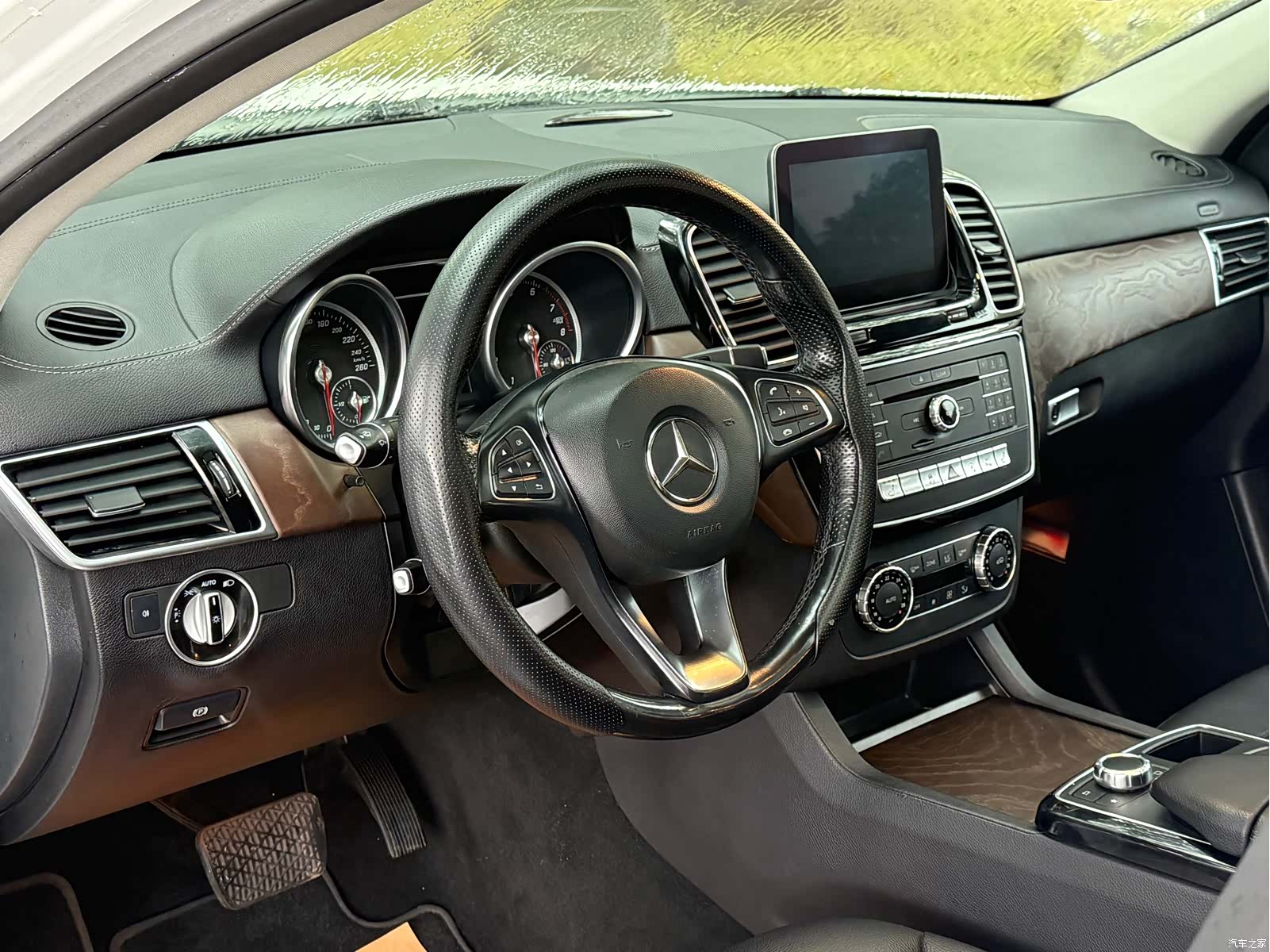 Mercedes-Benz GLE, 2016 12