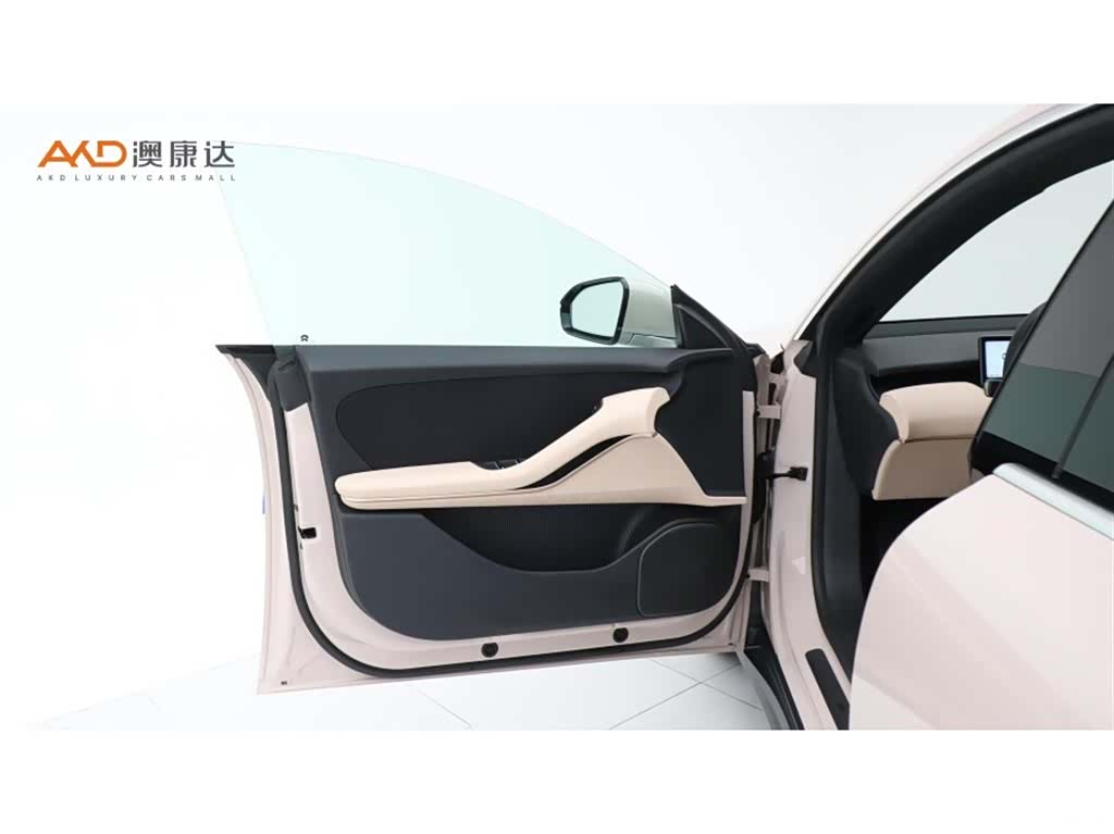 NIO ET5, 2024 10