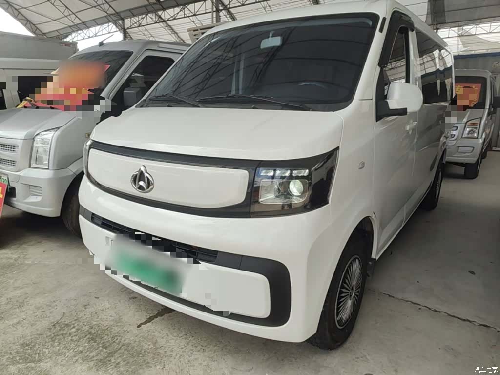 Changan EM60, 2025 1