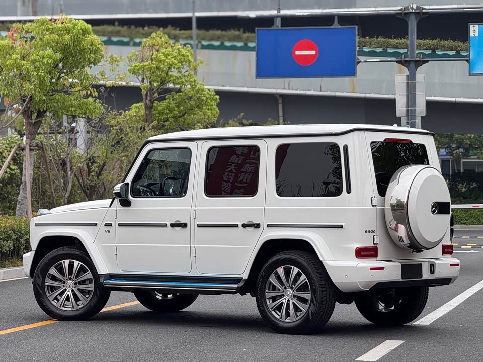 Mercedes-Benz G-class