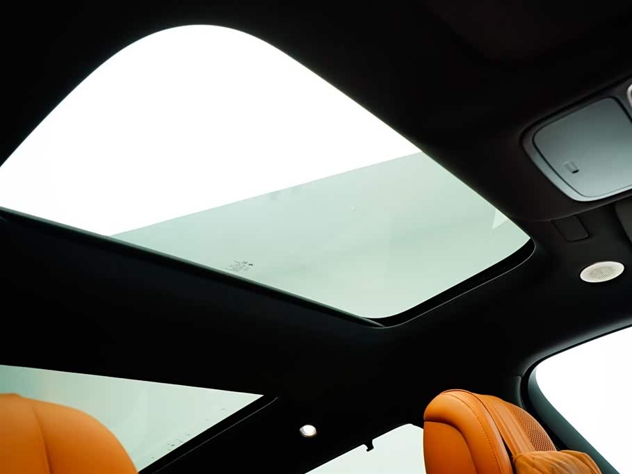 AITO Ask the world M9