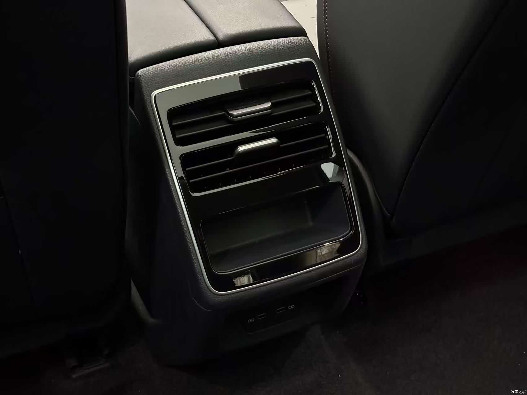 Volkswagen ID.7, 2024 6