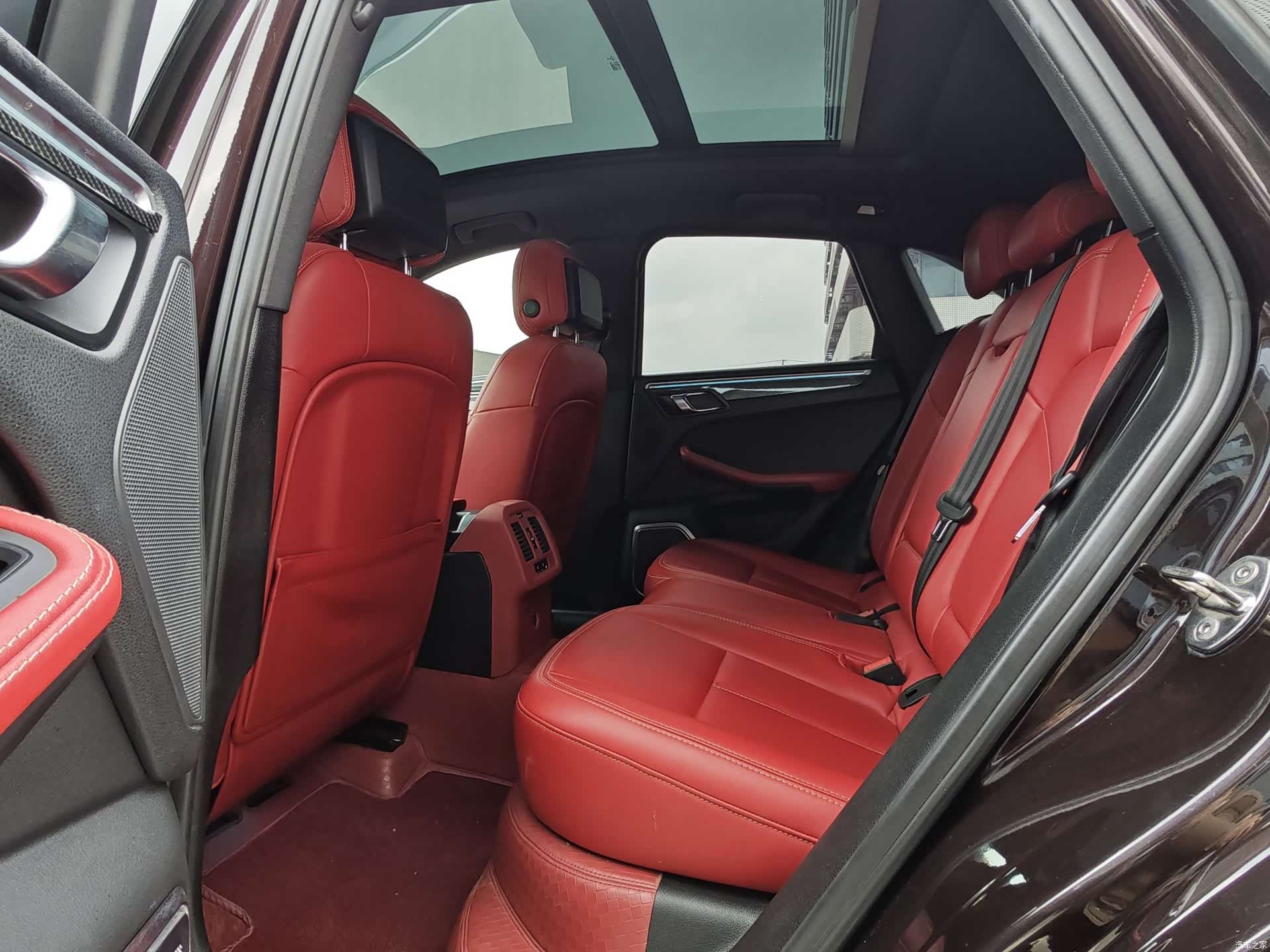 Porsche Macan, 2020 10