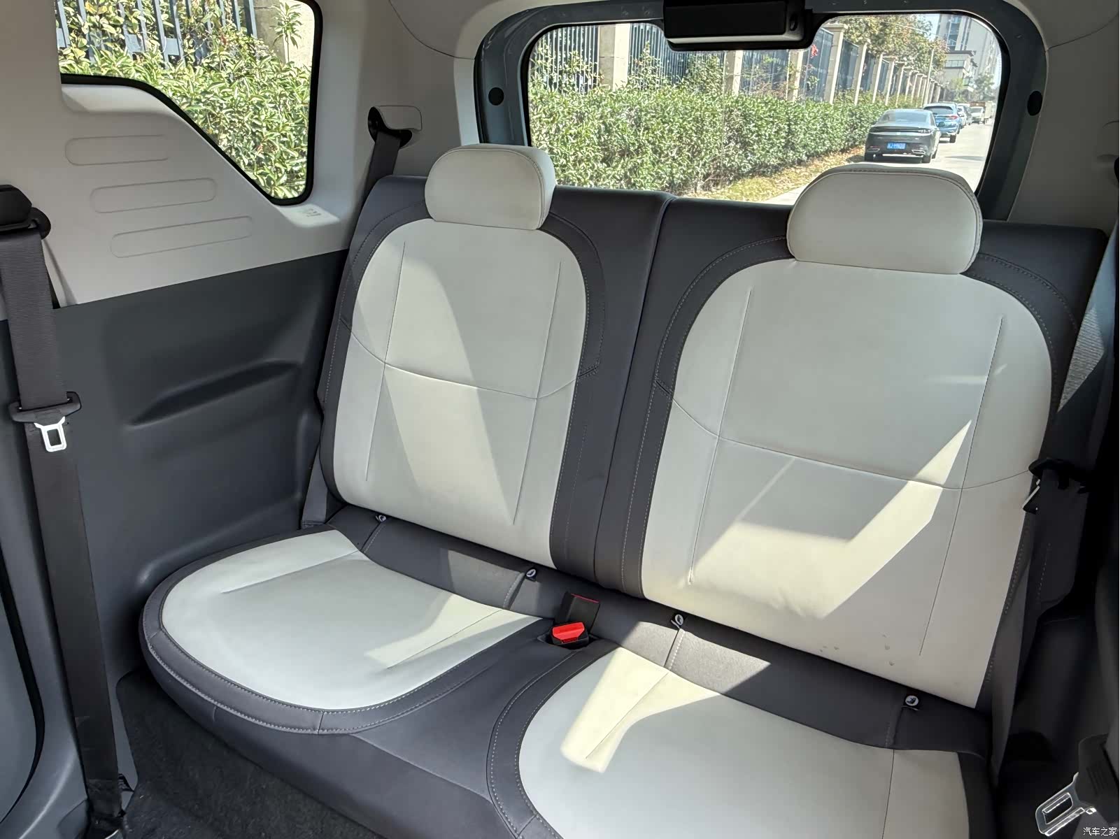 Geely Panda, 2025 7
