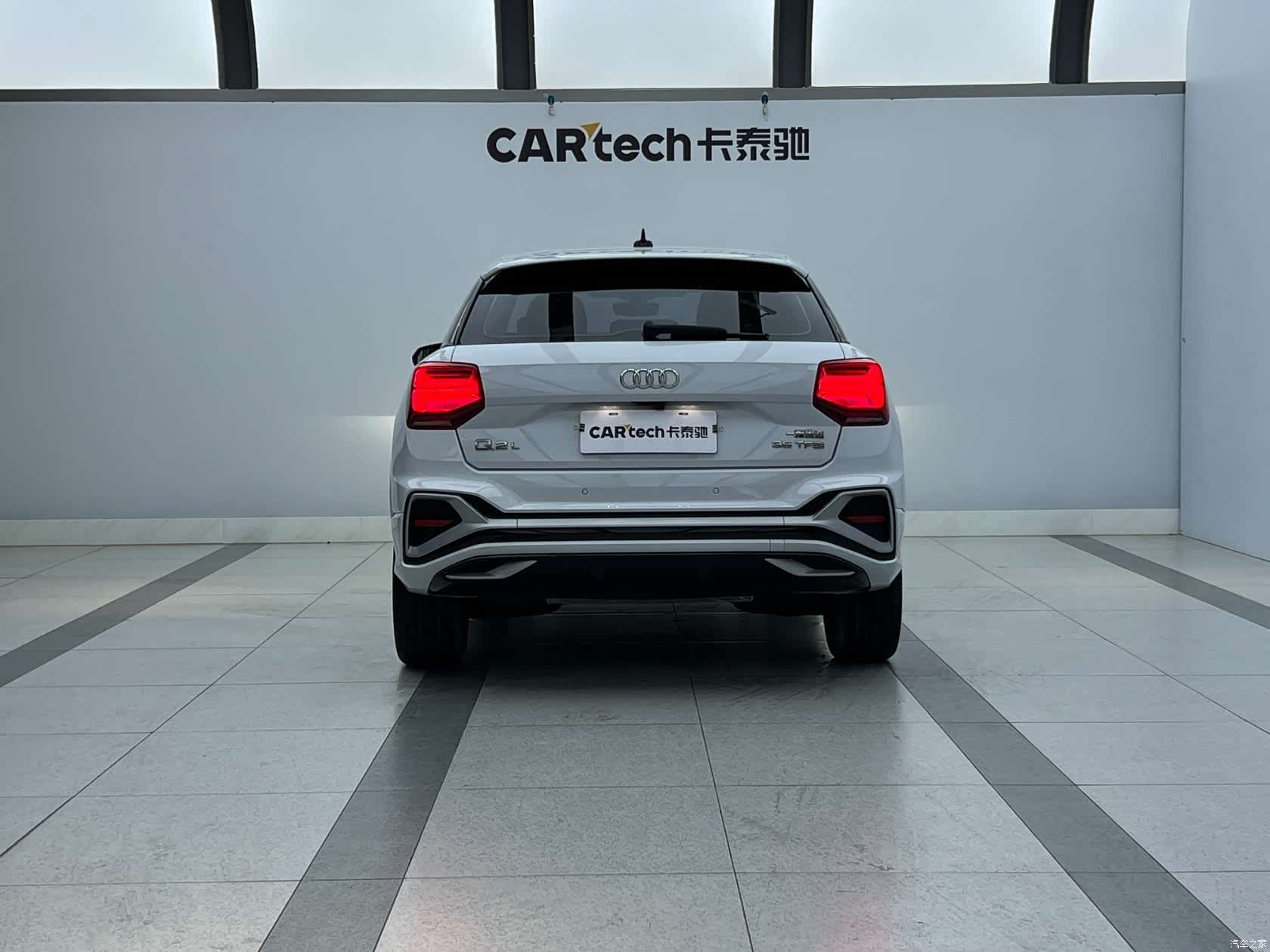 Audi Q2L, 2022 3