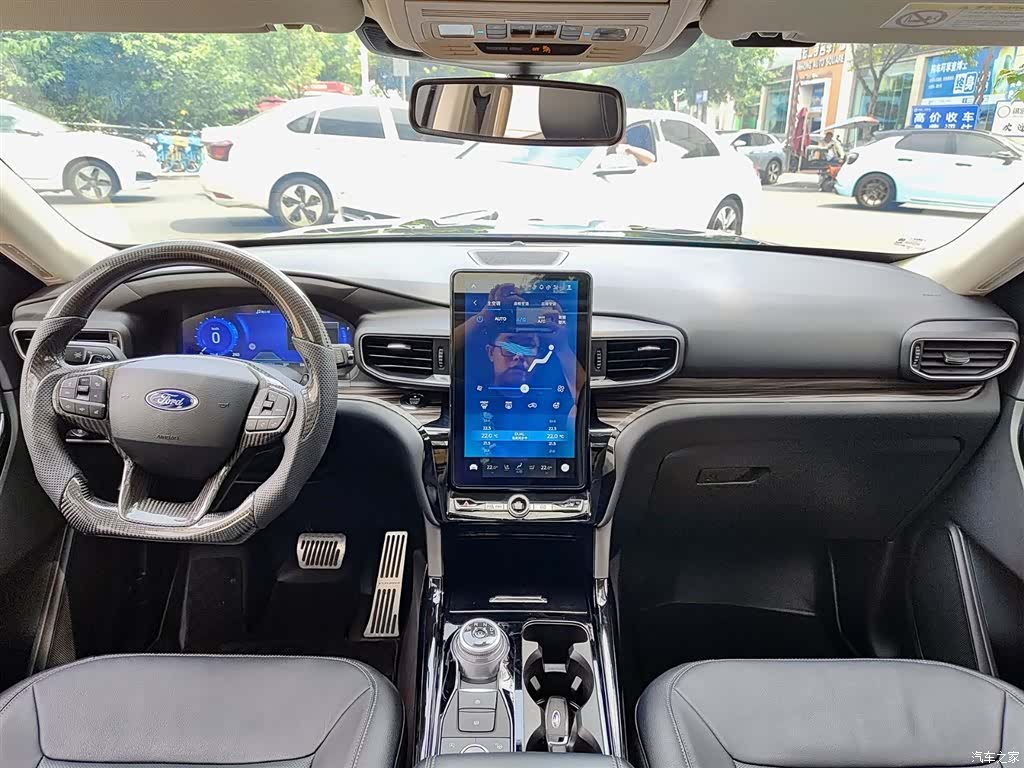 Ford Explorer, 2021 10