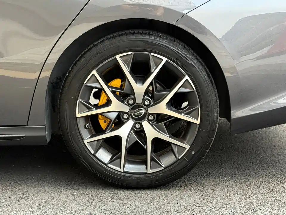 Trumpchi Shadow Leopard