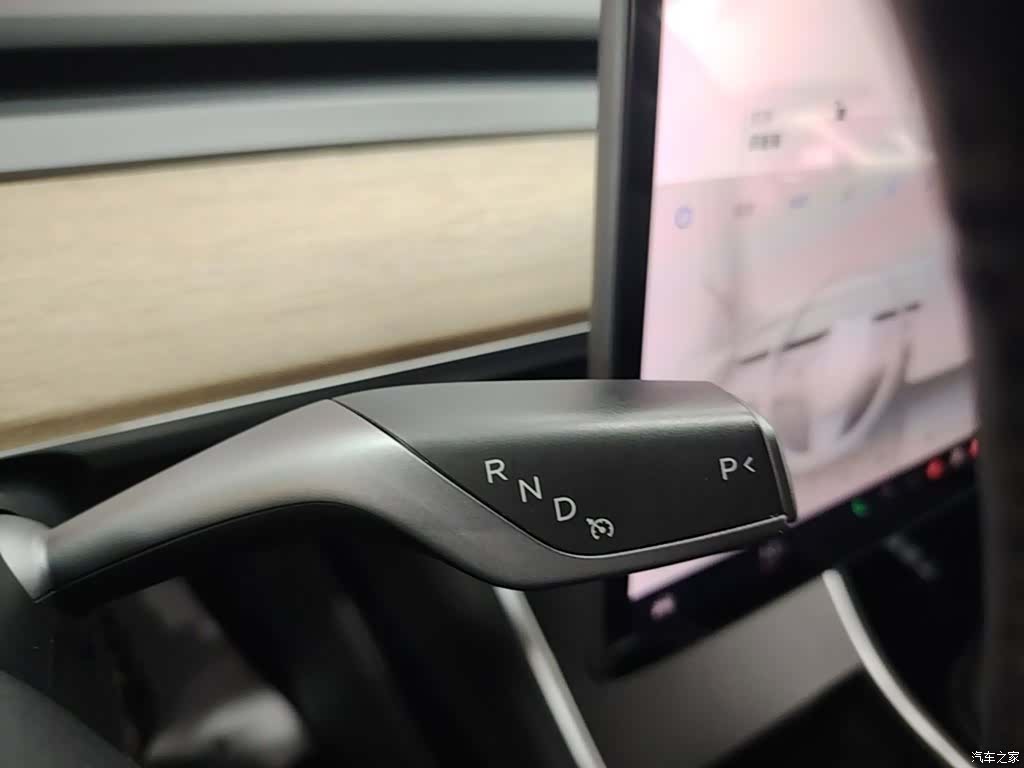 Tesla Model 3, 2020 14