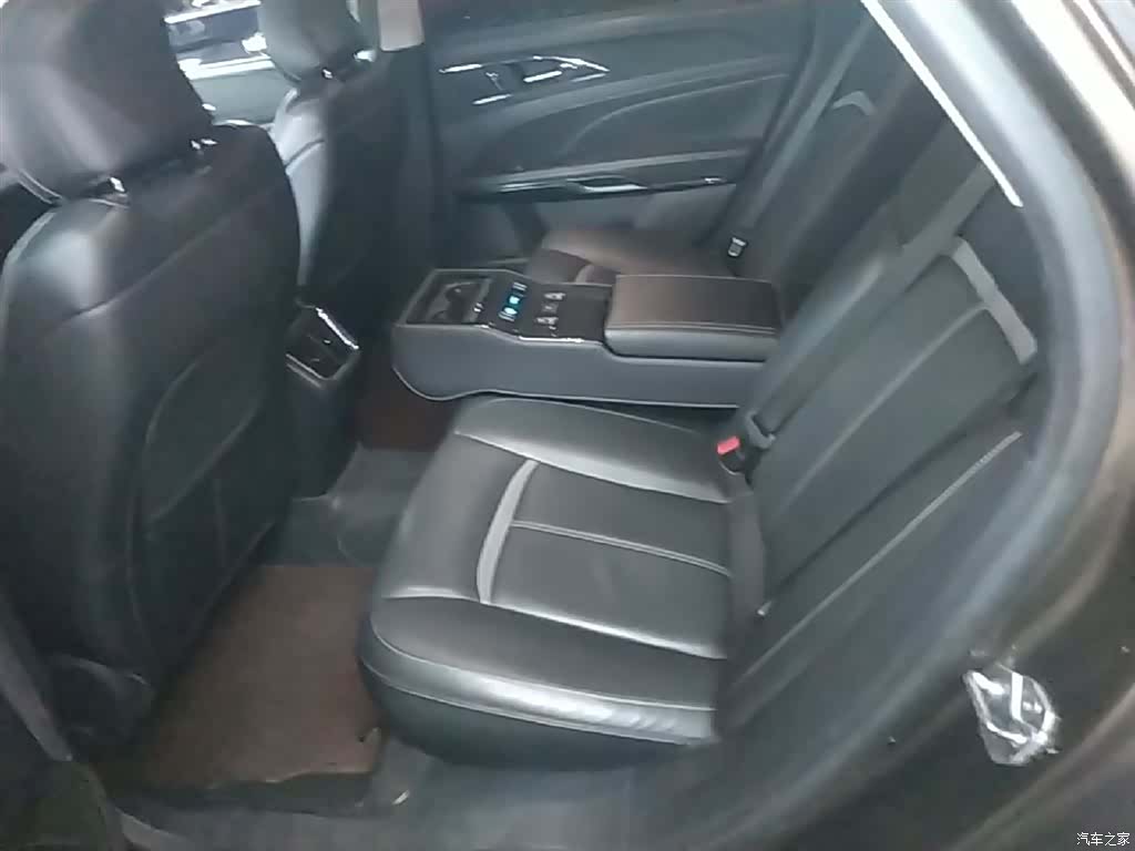 Ford Taurus, 2016 17