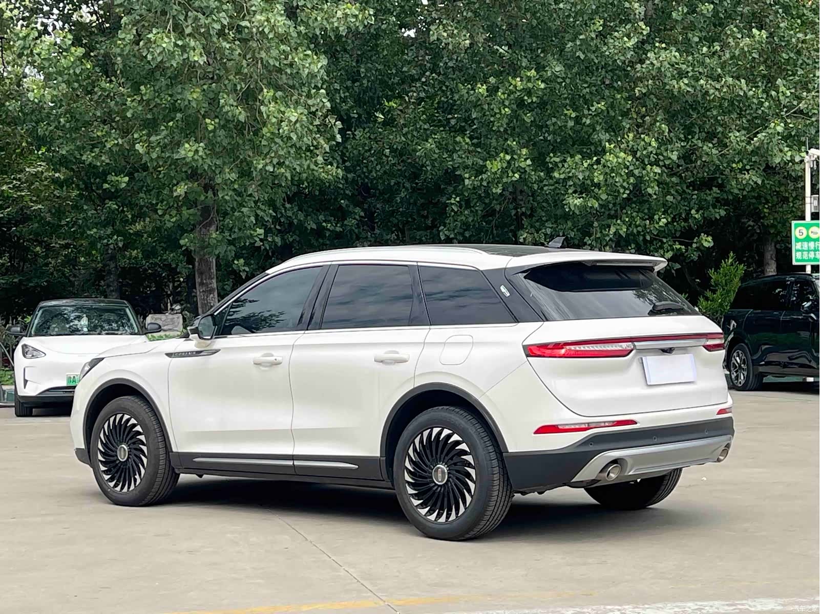 Lincoln Corsair, 2020 6