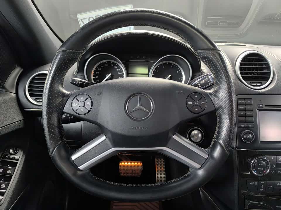 Mercedes-Benz M class