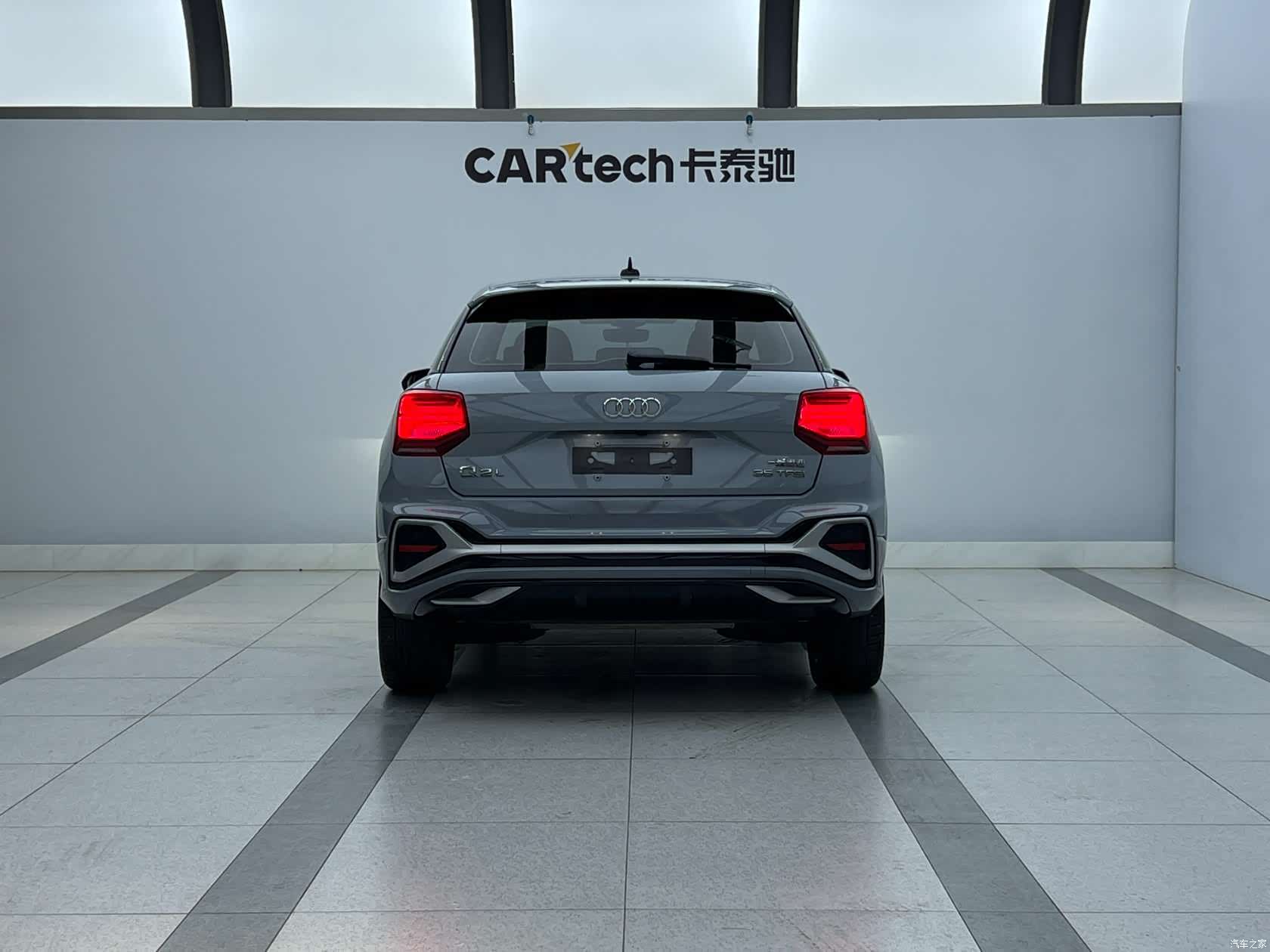 Audi Q2L, 2021 3