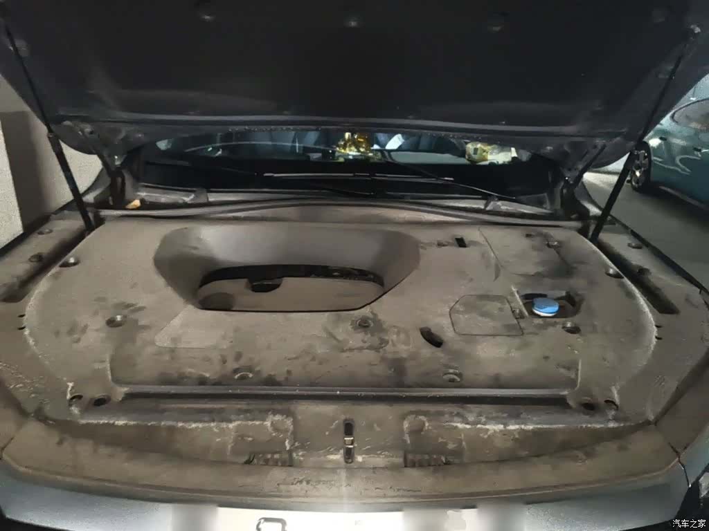 Roewe RX5, 2022 11