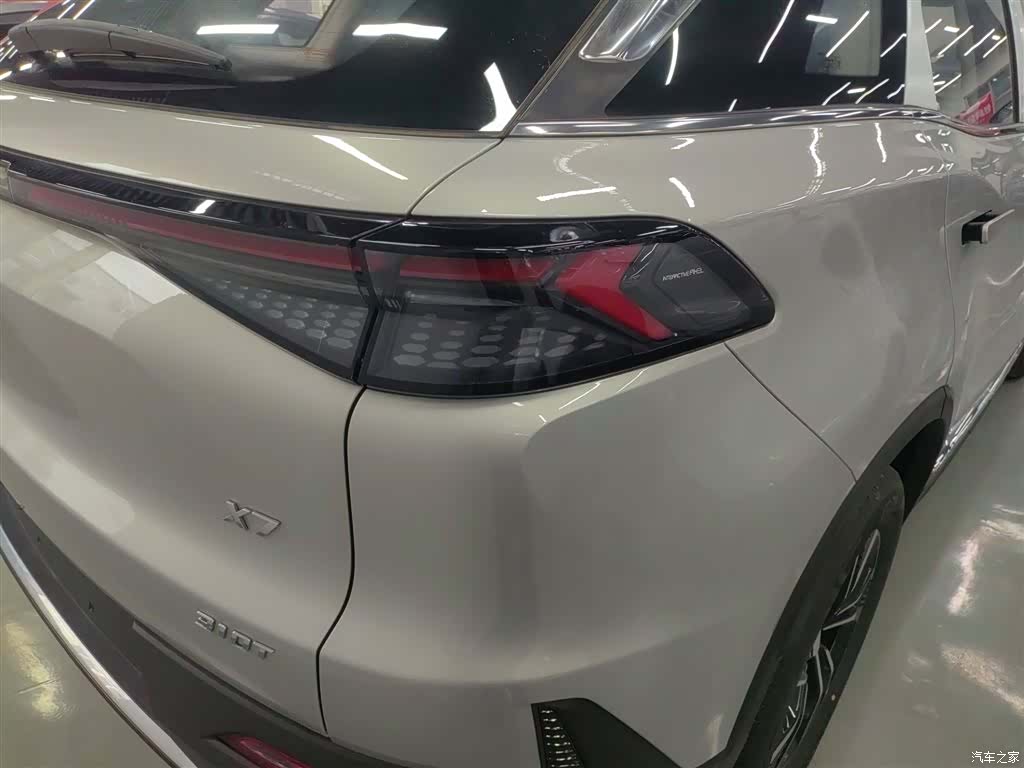 BAIC X7, 2025 8