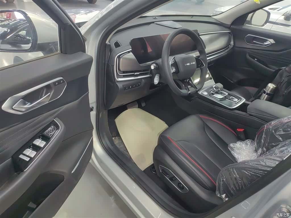 BAIC X7, 2025 16