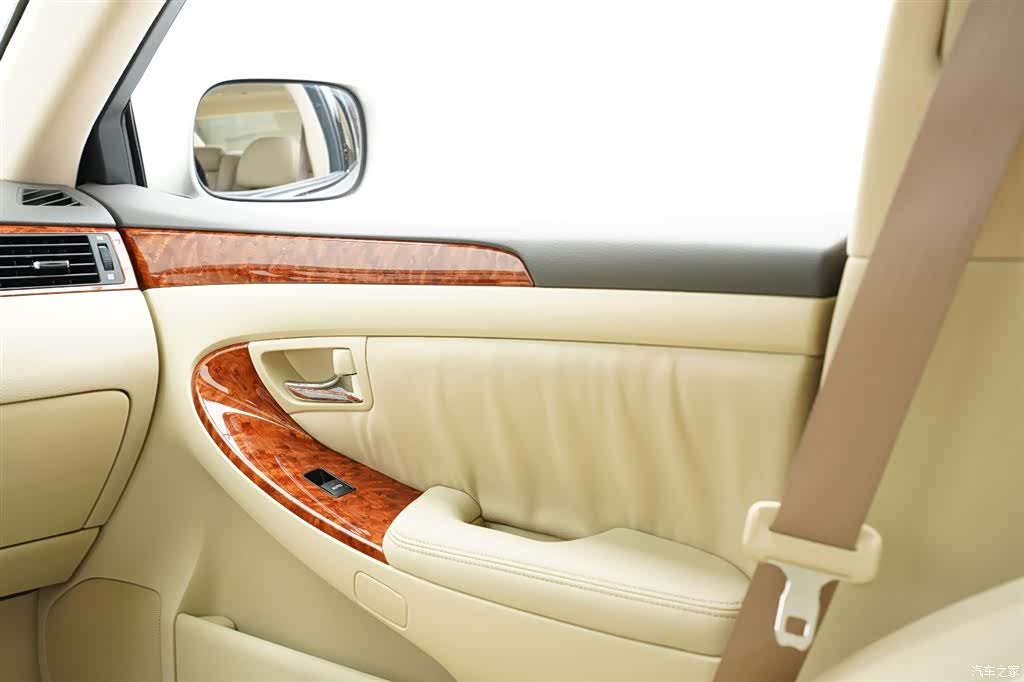 Toyota Crown, 2008 18