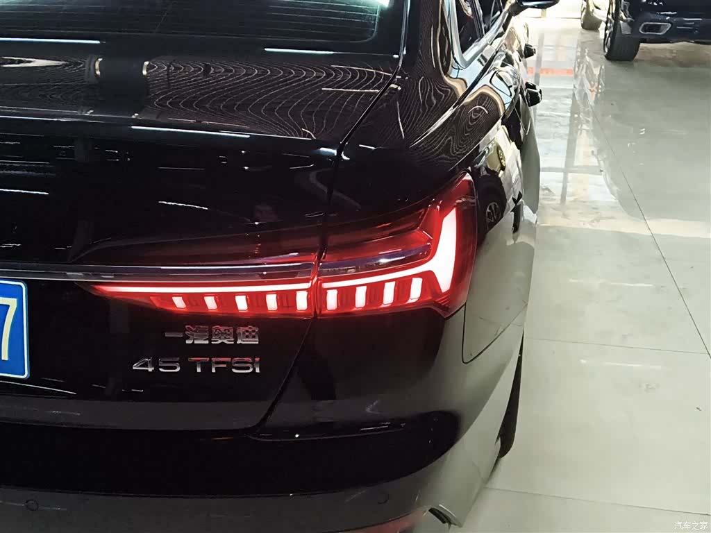 Audi A6L, 2021 24