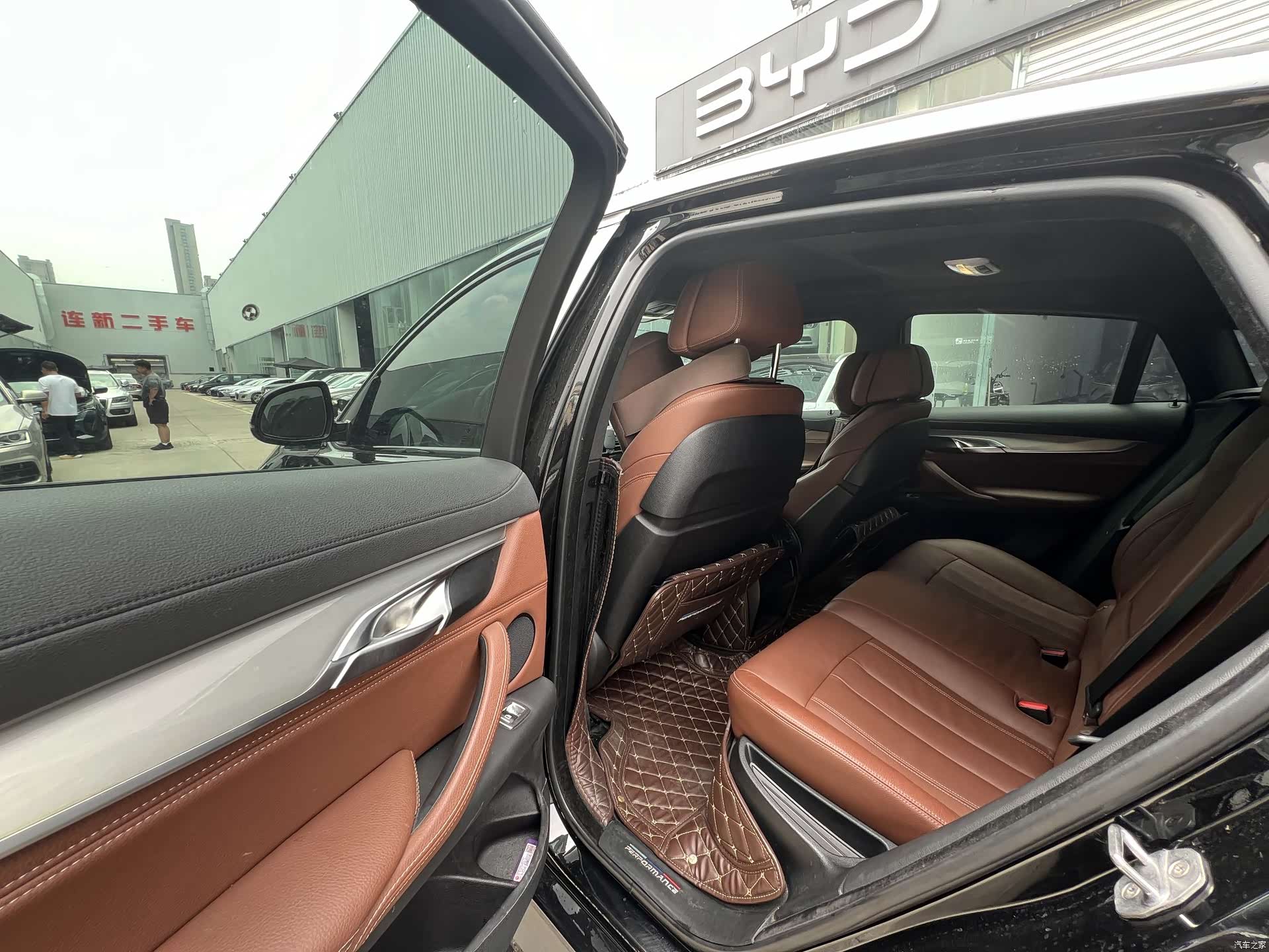 BMW X6, 2019 8